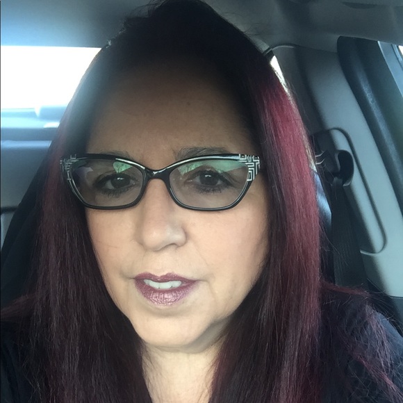 Meet your Posher, Jo ann - Picture 1 of 1